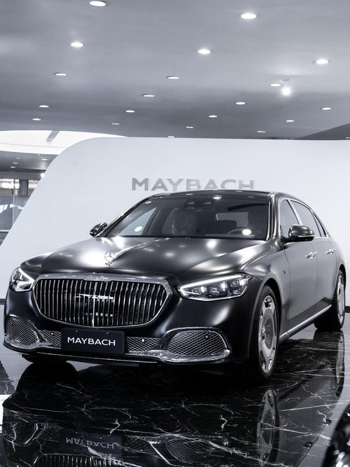 重庆24岚图汽车的售后服务让用户无忧出行，迈巴赫未来的豪华车趋势